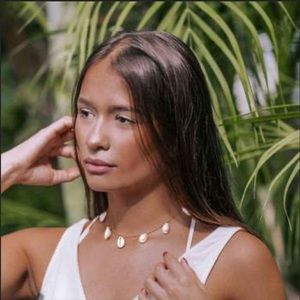 Cowry-Chocker Shell 🐚 Gold necklace